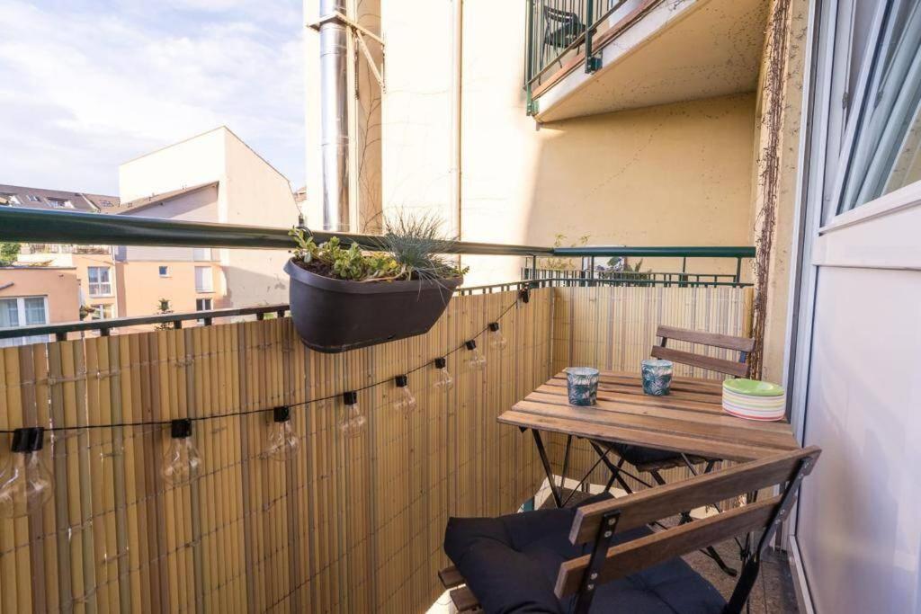 Die Kleine „Louise“ In Der Neustadt Mit Tiefgarage Dresden Exteriör bild