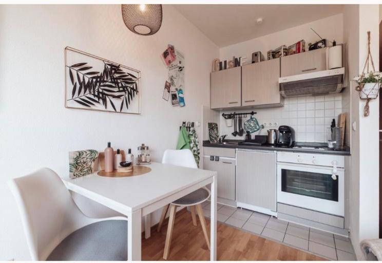 Die Kleine „Louise“ In Der Neustadt Mit Tiefgarage Dresden Exteriör bild
